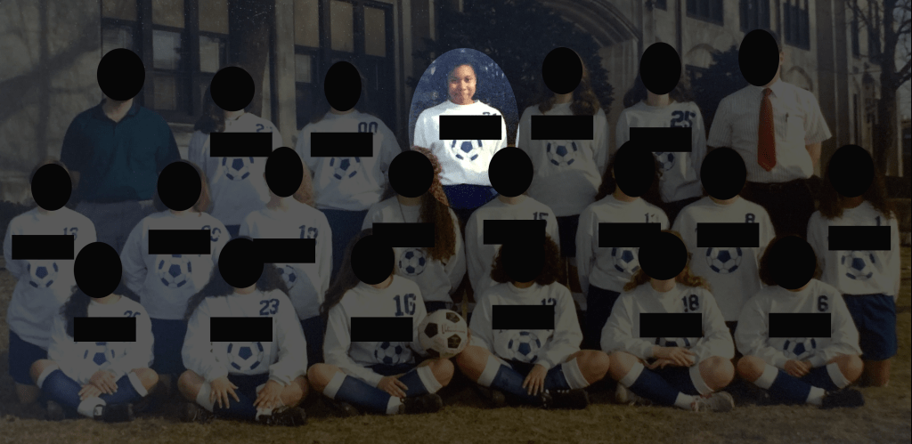 This image has an empty alt attribute; its file name is soccer-f-3c.png